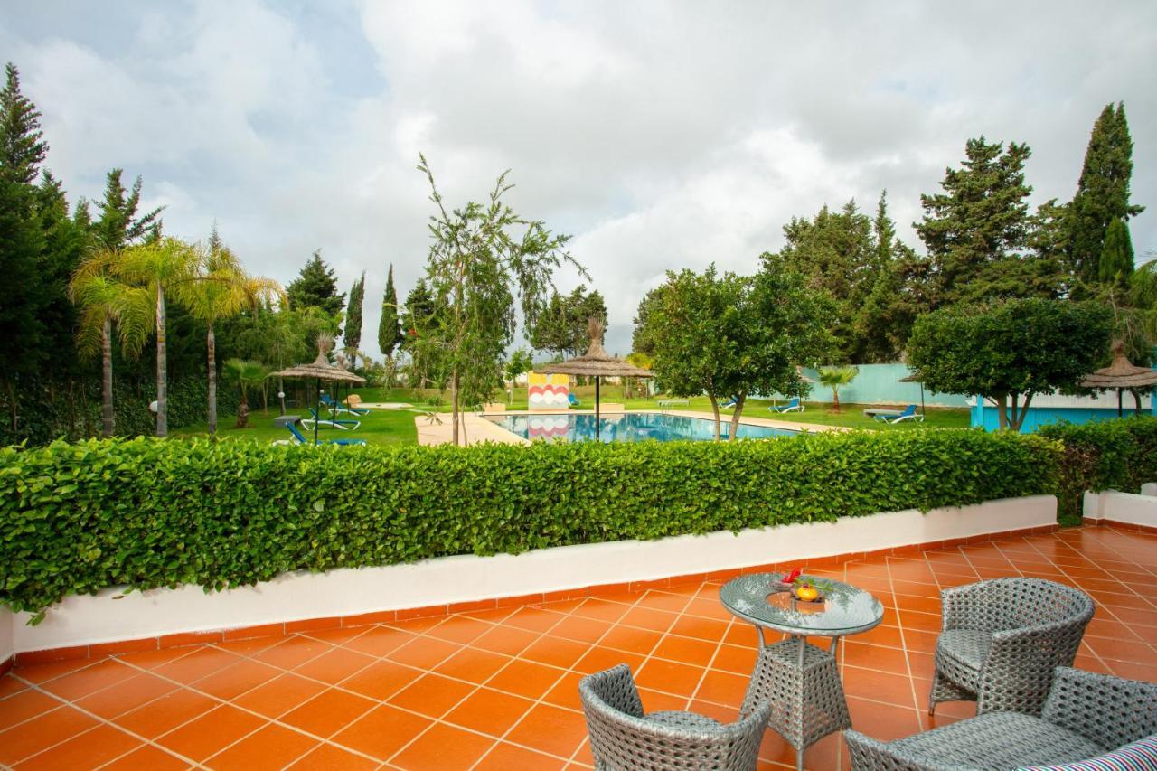 Residence Hoteliere Riviera Beach Cabo Negro Exterior foto