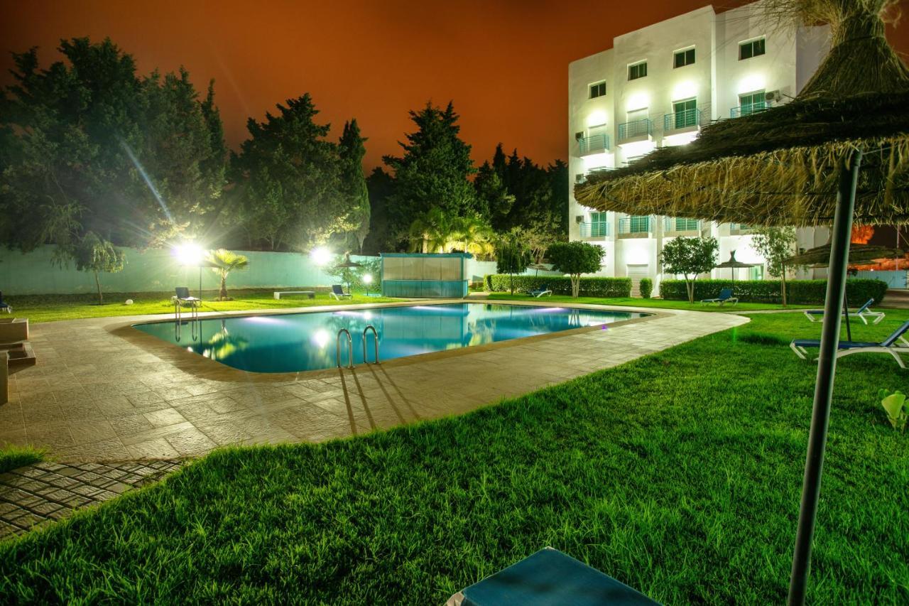 Residence Hoteliere Riviera Beach Cabo Negro Exterior foto